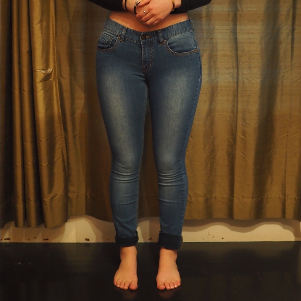 Free People stretch skinny jeans.